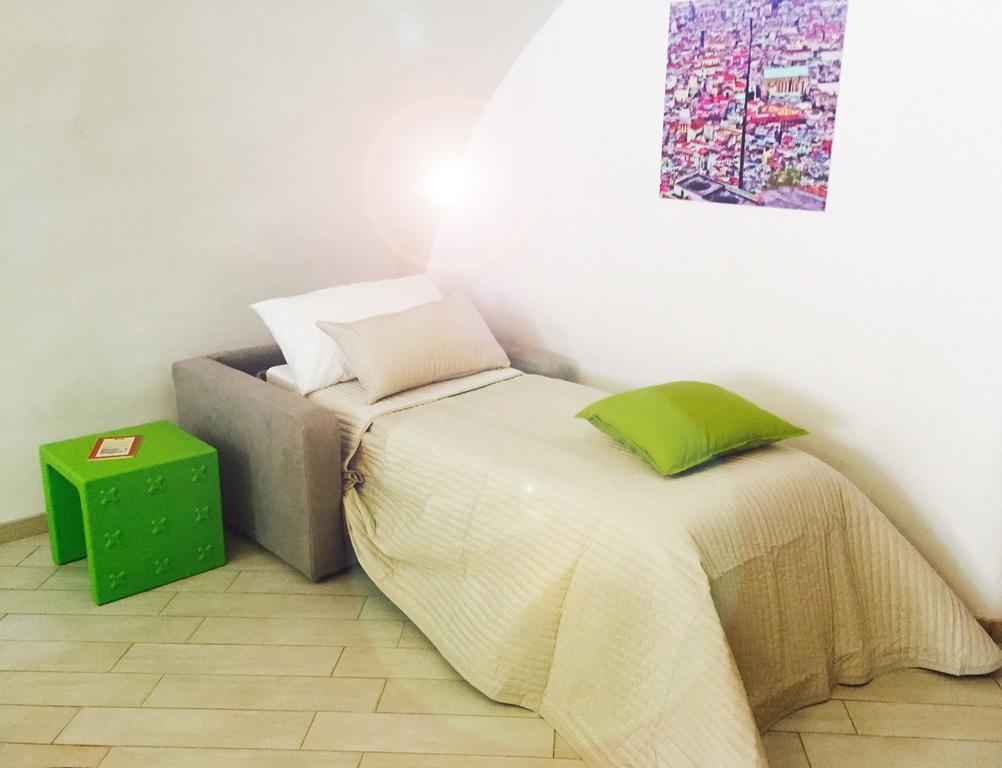 Paladin Home Naples Room photo